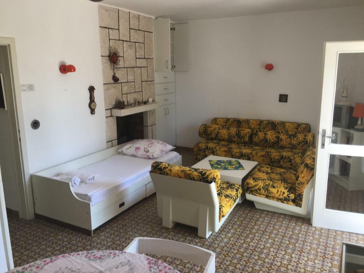 Apartment Marevista Zaostrog Ngoại thất bức ảnh